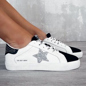 Brand New Vintage Havana Rhinestone Studded Star Sneakers - Size 8